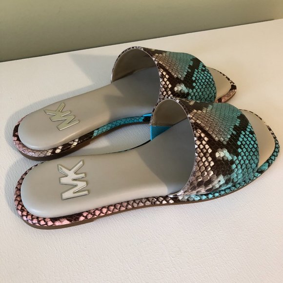 Brand New Michael Kors Hayworth Slide - 40S2HAFP2E - Picture 3 of 11